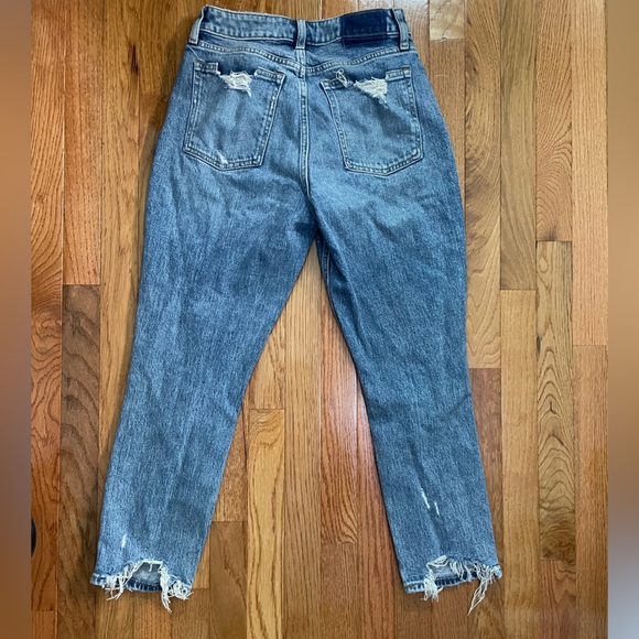 Abercrombie & Fitch High Rise Mom Jean CURVE LOVE - Picture 5 of 6